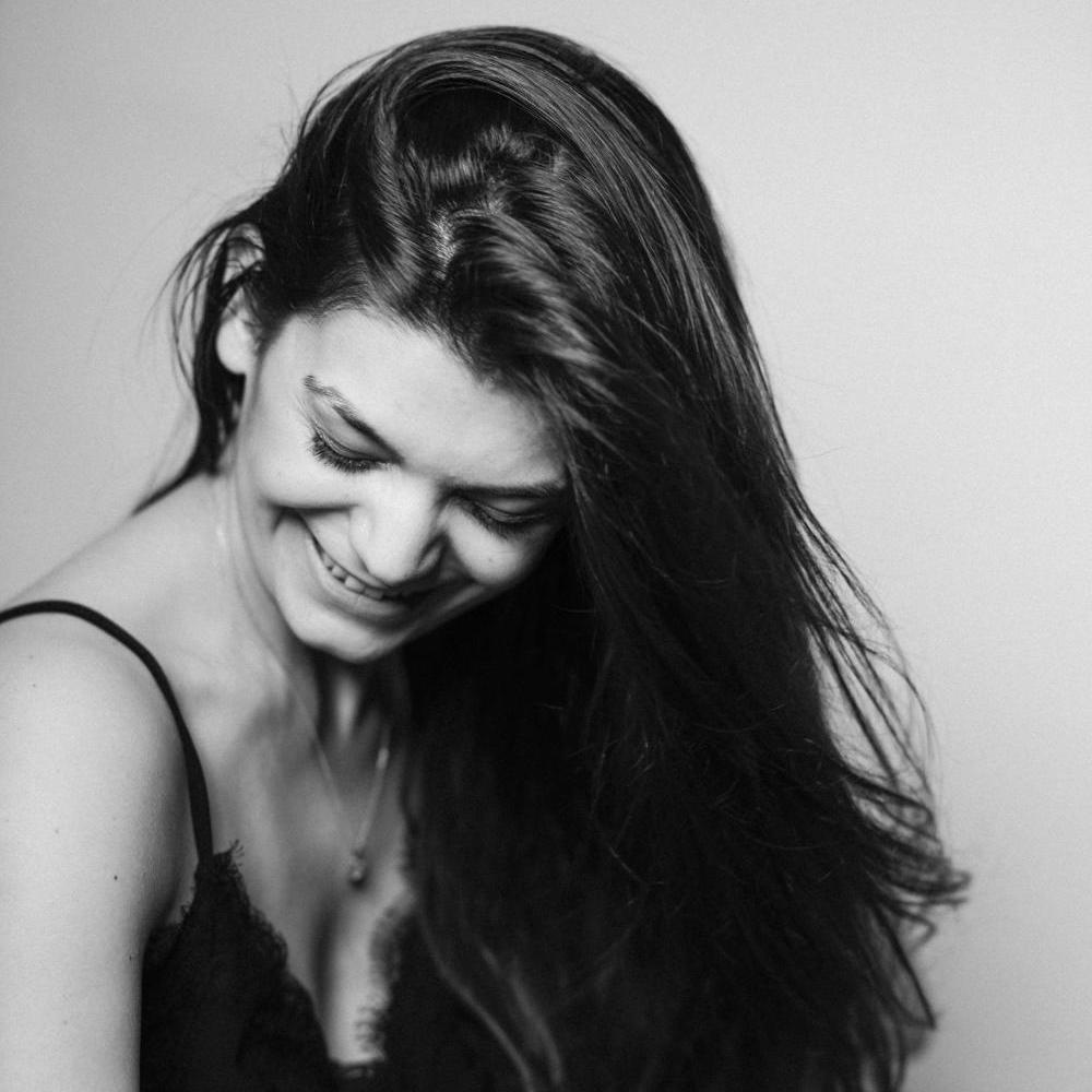157.portrait-farb222e-2-k