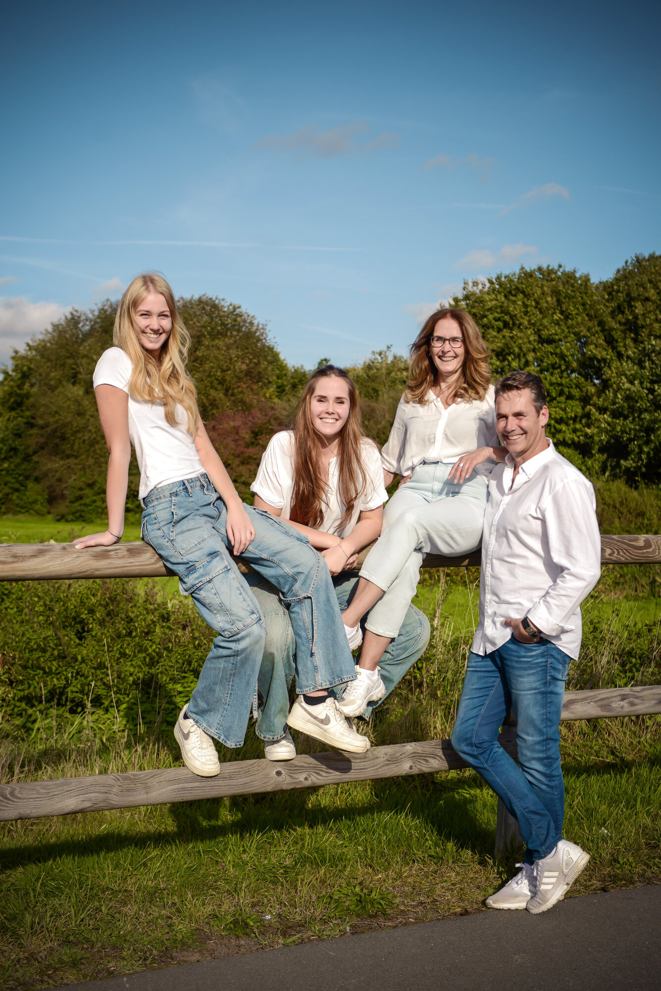 Fotoshooting Fotograf Siegen Familie 21 erwachsene Kinder